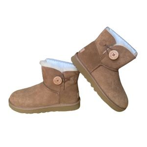 UGG Mini Bailey Button II Suede Boot